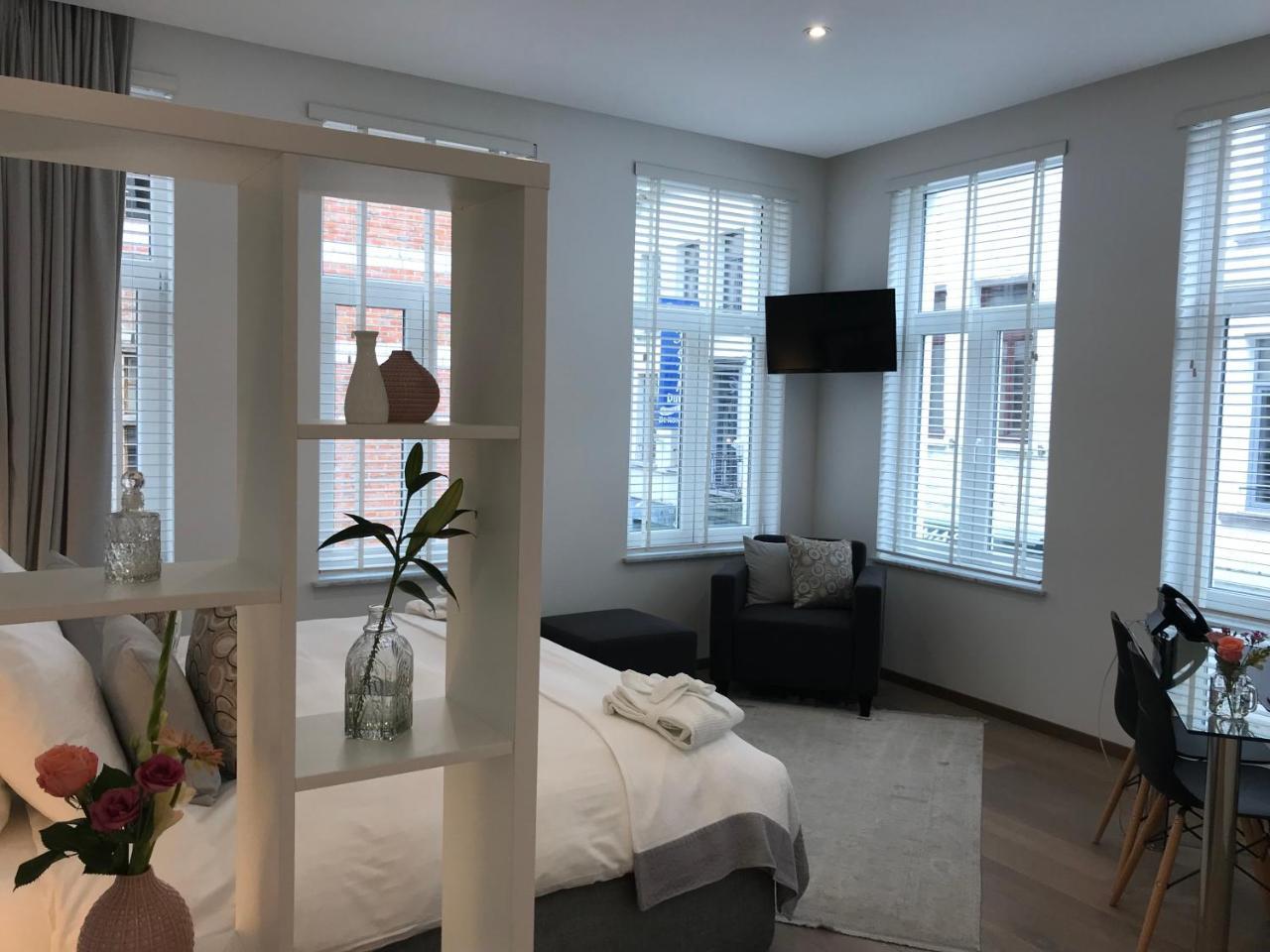 Antwerp Business Suites Esterno foto