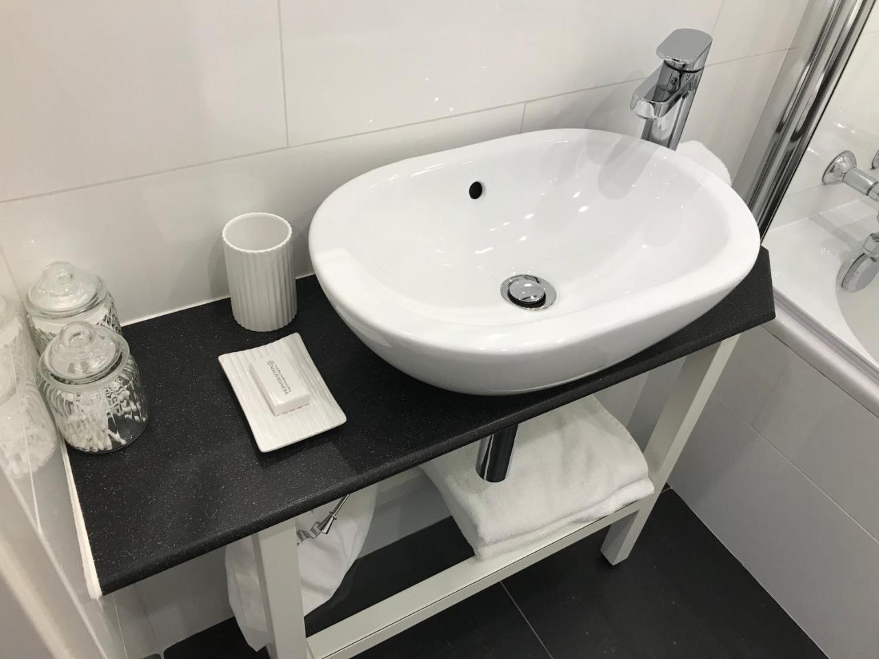 Antwerp Business Suites Esterno foto
