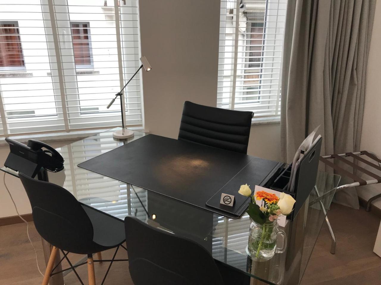 Antwerp Business Suites Esterno foto