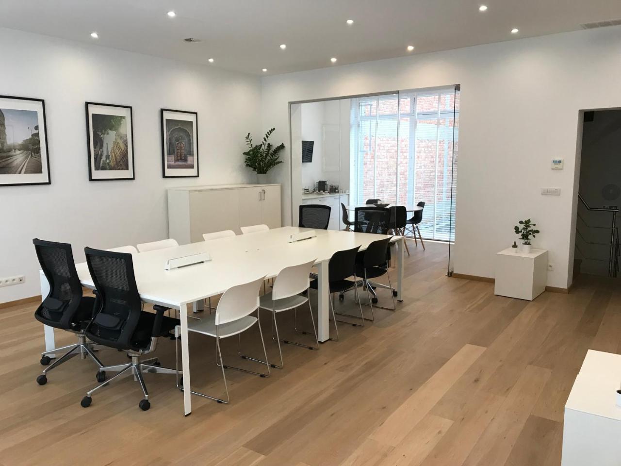 Antwerp Business Suites Esterno foto